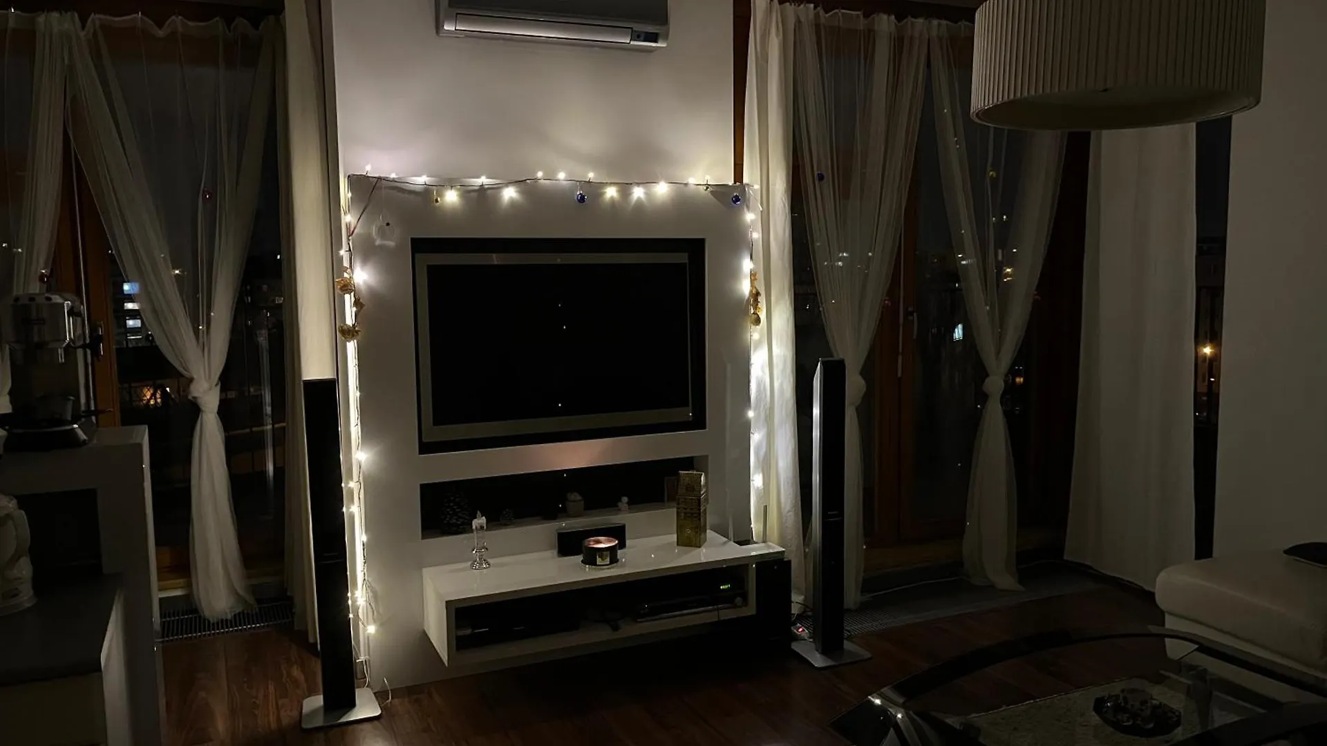 Rooftop Apartment With Pergola And Parking プラハ